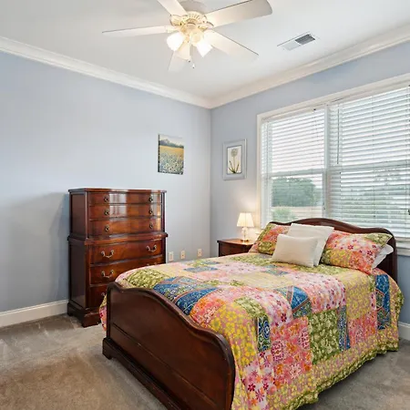 114 West Arctic Avenue, Pier Pointe Villas C201-2