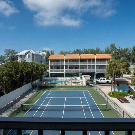 Pelican Cove 15-3