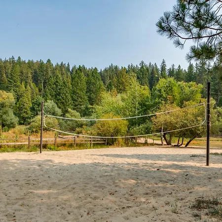Nine Pines-3