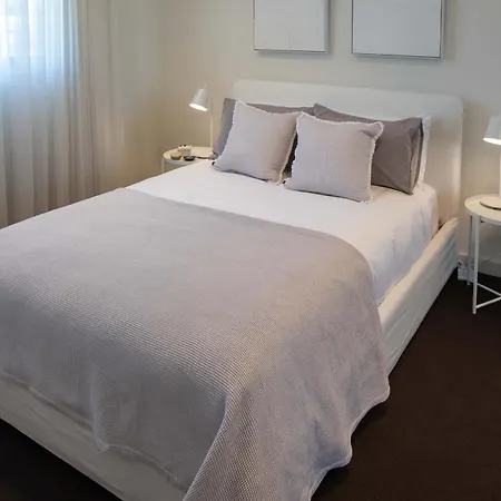 Luxury Norwood Retreat-3