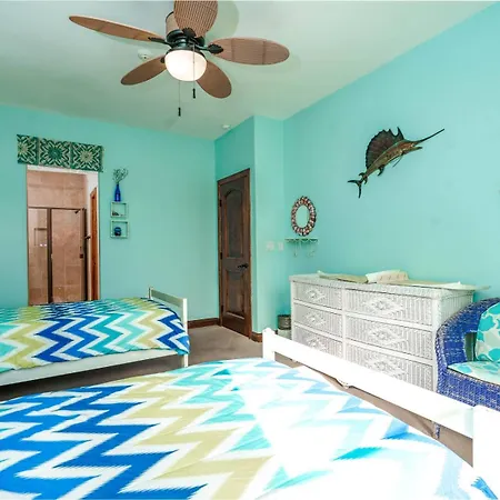 Beautiful El Dorado Ranch Vacation Rental Condo-3