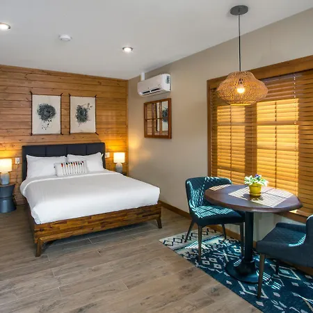 Bear Hill Lodge-2