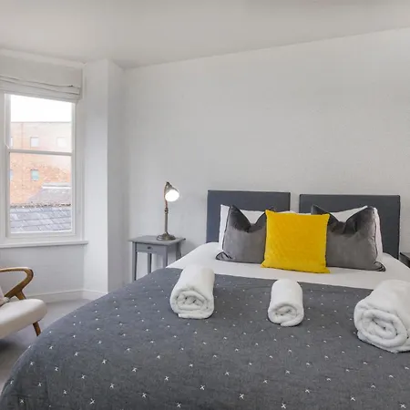 Fishergate Luxury Town House- Close To City Centre-3