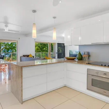 Island Point Villa 1 Port Douglas-3