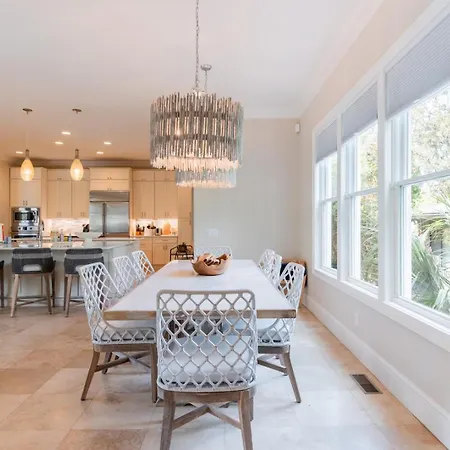 20 Egret Street - Southern Charm And Elegance-3