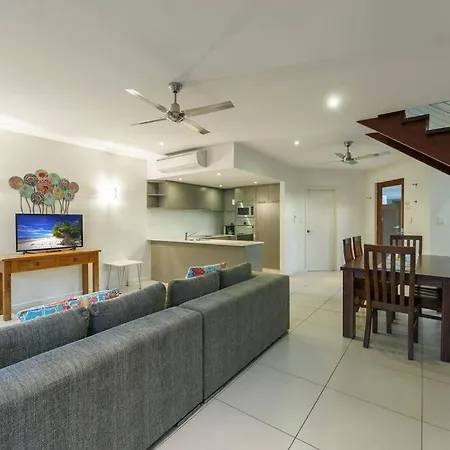 Watermark Villa 2 - 3 Bedroom Villa, Private Heated Pool-2