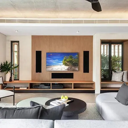 8 Beachfront Mirage-3