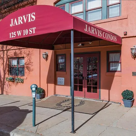 Jarvis Condo 110-3
