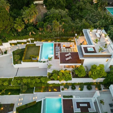 Vacation Marbella I Villa Almost Heaven, New Built Villa, Rooftop Jacuzzi, Infinity Heated Pool-2