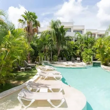 Intimo Resort - Clothing Optional-2