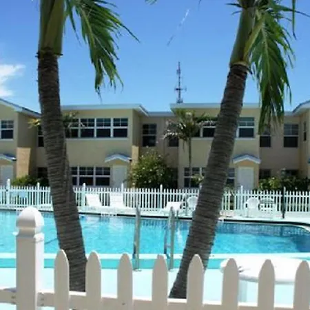 Barefoot Beach Resort-3
