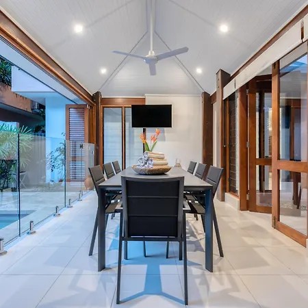 Villa 3 @ Chez Willow, 2 Mins To Four Mile Beach-3