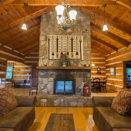 Springmaid Mountain Retreat & Stables-2