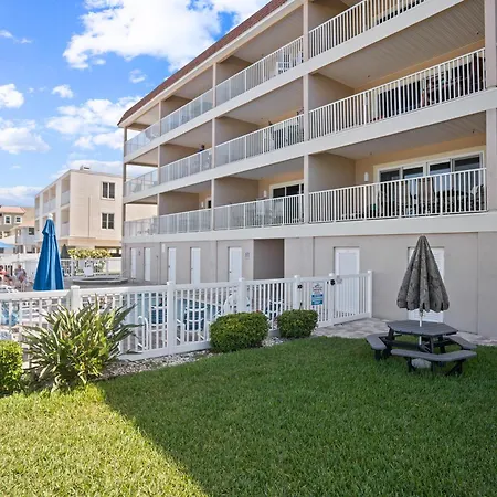 Oceanside 302-3