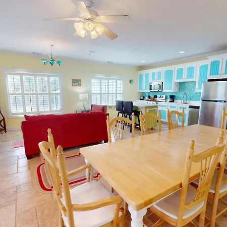 15 17Th Street By Tybee Vacation Rentals-2