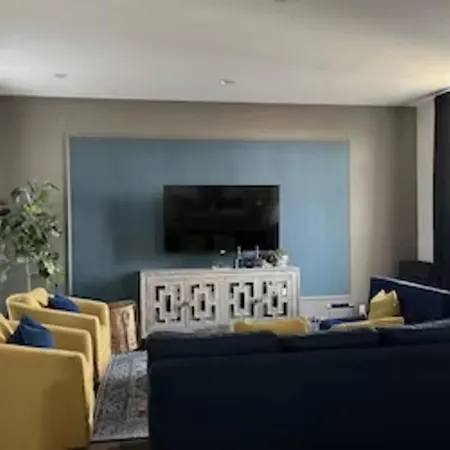 New And Luxurious Home By Downtown Nashville With Rooftop Deck!-3