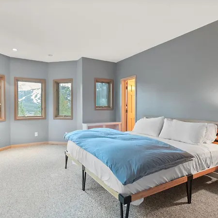Scenic View Lodge By Great Western Lodging-2