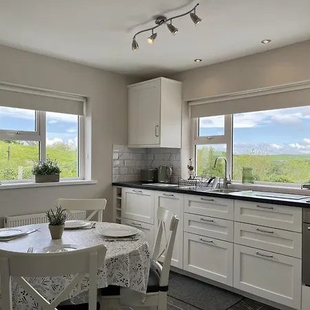 Hazelwood Cottage-2