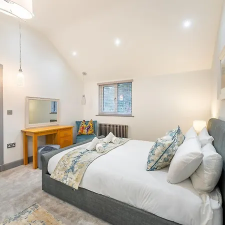8 Bed In Windermere Oc-Lr103-3