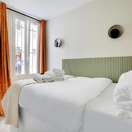 Voltaire - Republique Luxury Apartment-2