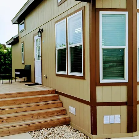 Jetstream Rv Resort At The Med Center-2