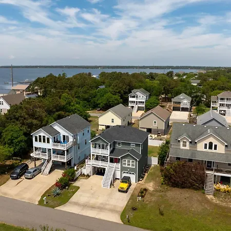 Sojourn Family Home With Country Club Access 5 Bedrooms Sleeps 12-2