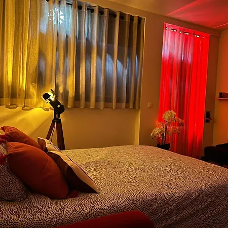 Love Room In Paris-2