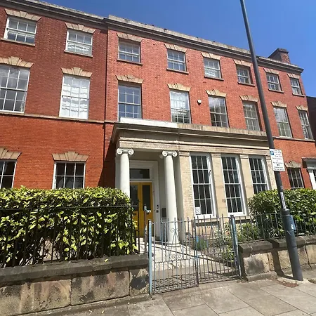 Friar Gate House - Grand Georgian Townhouse In Derby Centre-3