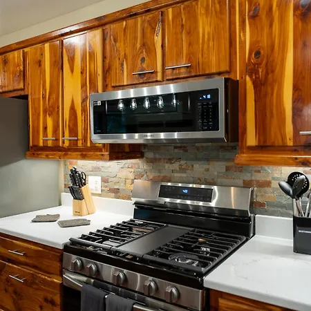 Ouray Riverside Resort - Inn & Cabins-2