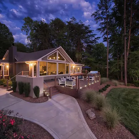 Lake Norman Hideaway-3