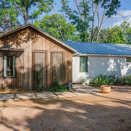 Cava House, Hot Tub, Cowboy Pool, Fire Pit!-2