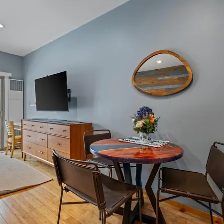 Pool & Hot Tub Access: Park City Studio W/ Balcony-2