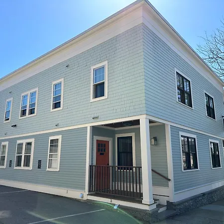 Entire Modern 7 Unit 7 Bath Boutique Inn-3