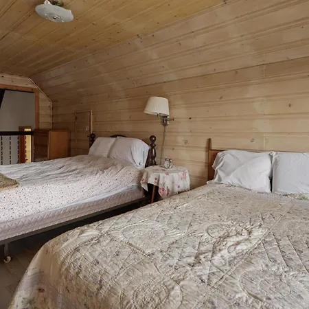Boulder Hollow - Features An Older Style To Experience A Rustic Cabin! Lakeview!-3