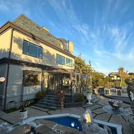 Tudor Revival Castle With Bay Views 5Bd 5 Bath-2