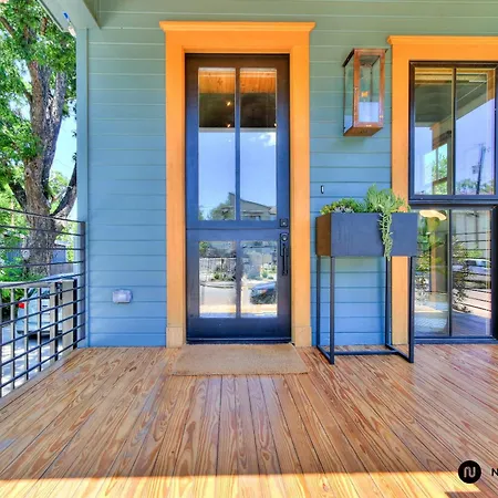 The Shotgun House From Fixer Upper - 800 5-Stars - Steps To Silos, Bu, & Downtown-2