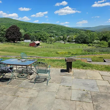 Clover Hill Farm & Country Inn-2