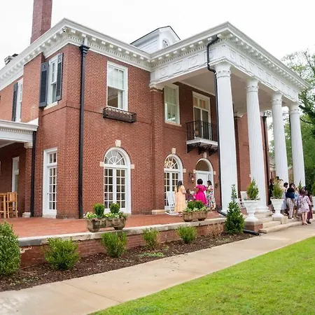 Truitt Vanderbilt Club-3