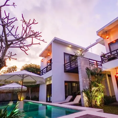 Skyfall Luxury Beach Villa-3