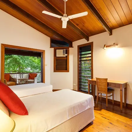 23 Solander Boulevard - Family Home By The Beach-3