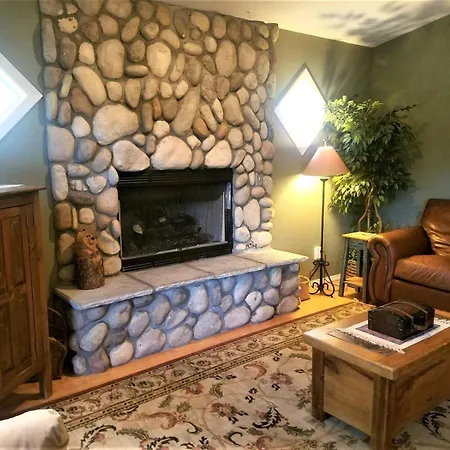 Big Bear Cabin-2