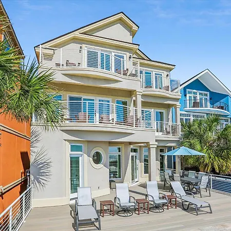 9 Singleton Beach Place- Renovated, Oceanfront, Pool, Elevator, Free Activities Included-2