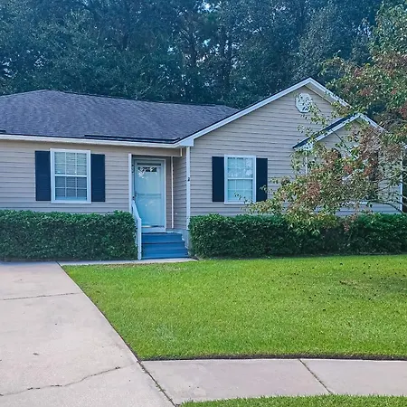 7 Leeward Ct.-2