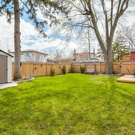 Luxury 5Br Villa In Scarborough-2