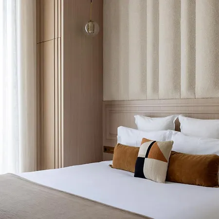 Highstay - Luxury Serviced Apartments - Louvre-3