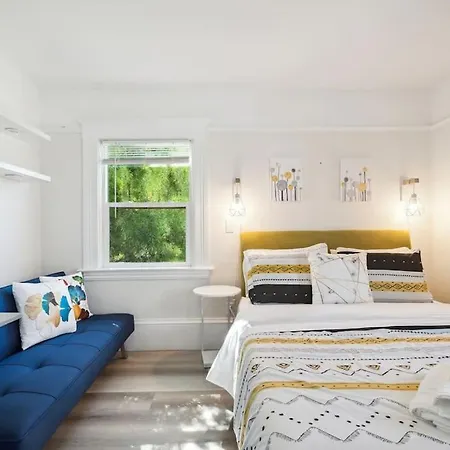 Luxury Retreat With Private Au Pair Suite-3