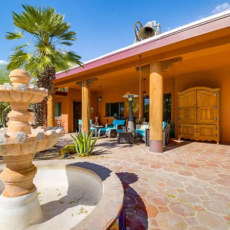 'Full Circle Ranch' W/ Mtn Views In Cave Creek!-2