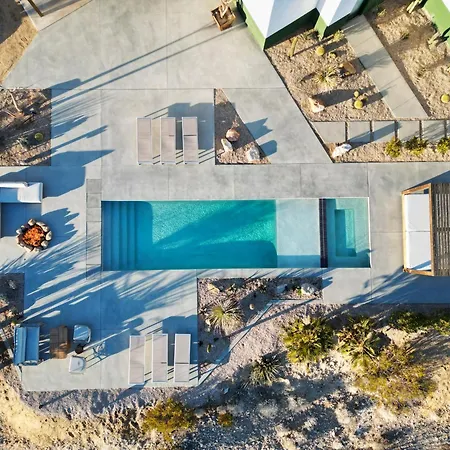 Joshua Tree Country Club-Villa/Pool/Sport/Boulders-3