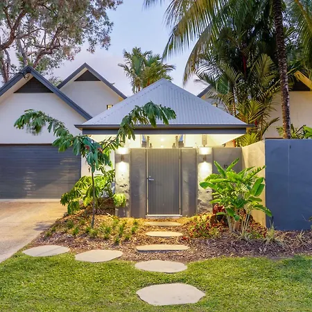 Sea Pavilion - Luxury Home Sleeps 12 Guests-2
