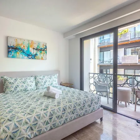 Chic Studio At My Menesse In Playa With Roof Pool-2
